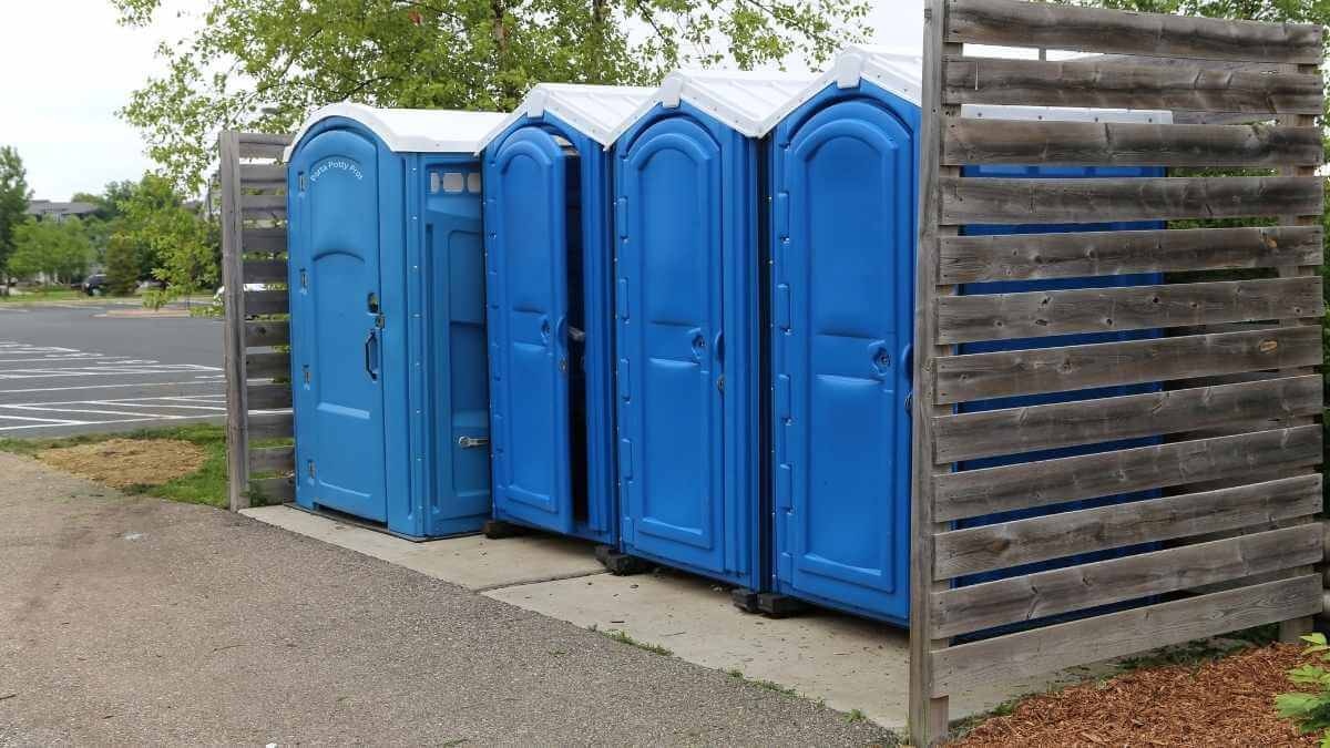 Porta Potty Rental Pros - Trusted Porta Potty Services in Lakeside, OR, 97449